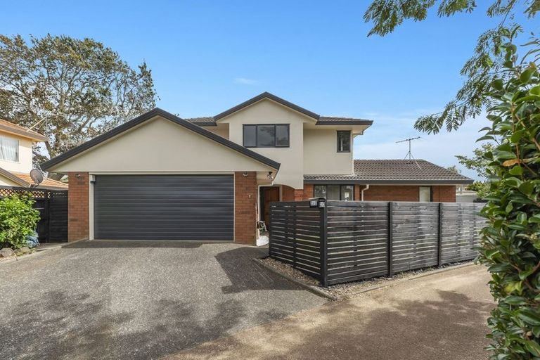 Photo of property in 2/1 Saints Court, Manurewa, Auckland, 2102