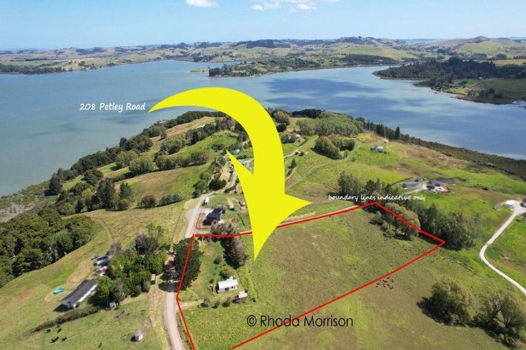 Photo of property in 208 Petley Road, Paparoa, 0571