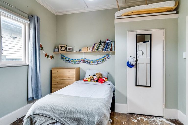 Photo of property in 48 Latham Street, Napier South, Napier, 4110