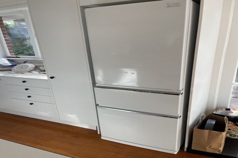 Photo of property in 3/15 East Coast Road, Milford, Auckland, 0620