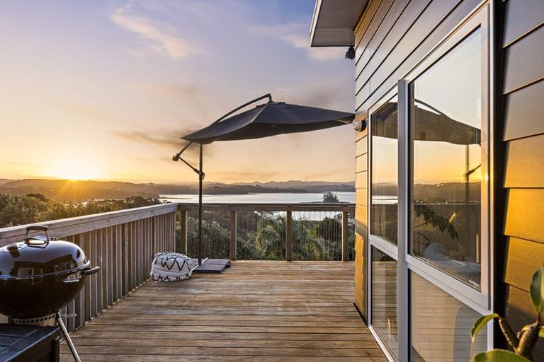 Photo of property in 87 Ridge Road, Mahurangi East, Warkworth, 0982