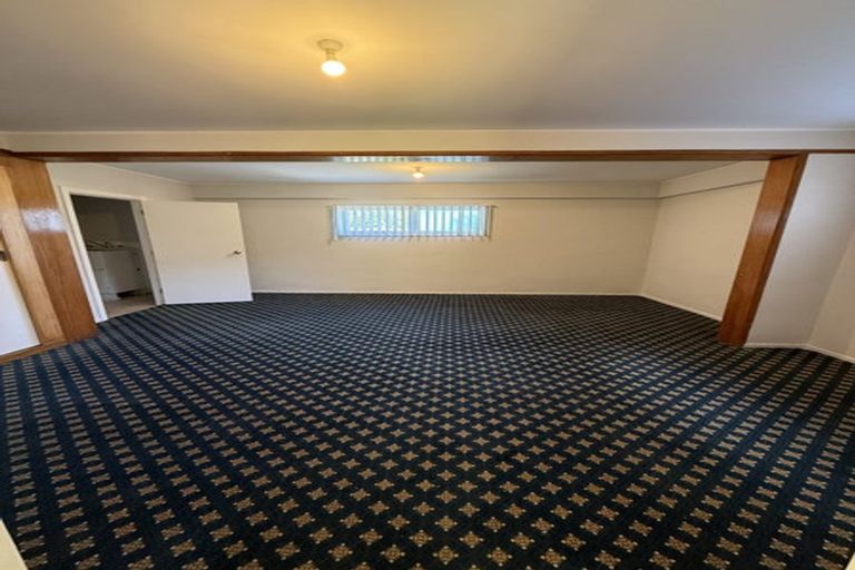 Photo of property in 6 Royal Road, Massey, Auckland, 0614