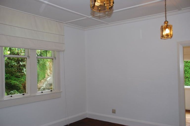 Photo of property in 75 Messines Road, Karori, Wellington, 6012