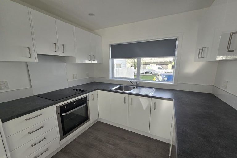 Photo of property in 59a Larsen Crescent, Tawa, Wellington, 5028
