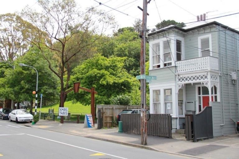 Photo of property in 46 Aro Street, Aro Valley, Wellington, 6021