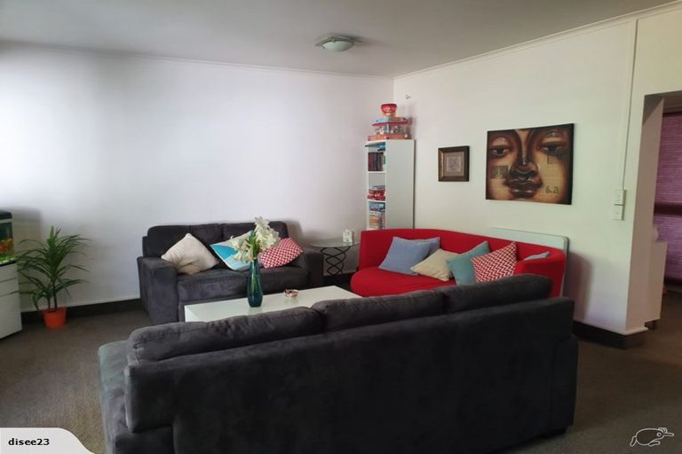 Photo of property in 2/15 Upper Lewisville Terrace, Thorndon, Wellington, 6011