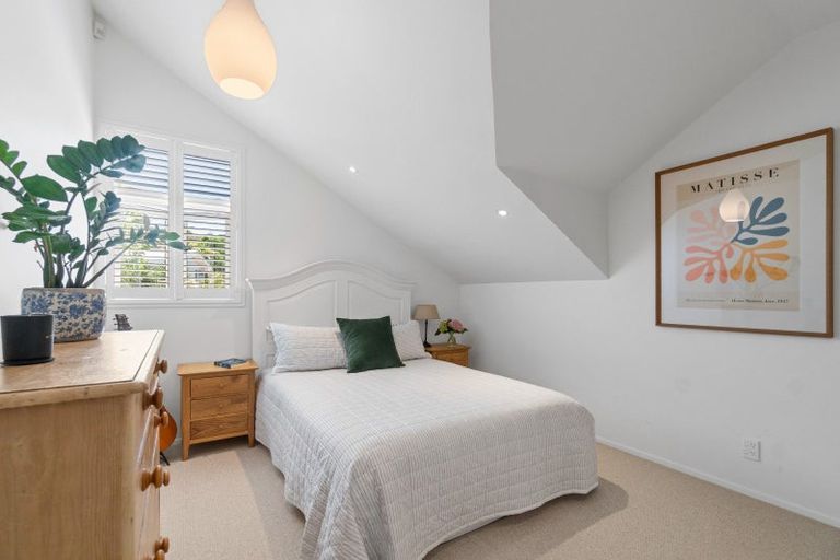 Photo of property in 11 King Edward Parade, Devonport, Auckland, 0624