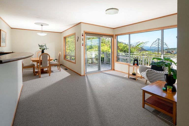 Photo of property in 3 Kapil Grove, Khandallah, Wellington, 6035