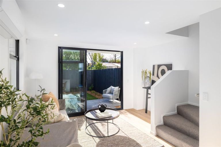 Photo of property in 5/66 Cleveland Street, Edgeware, Christchurch, 8013