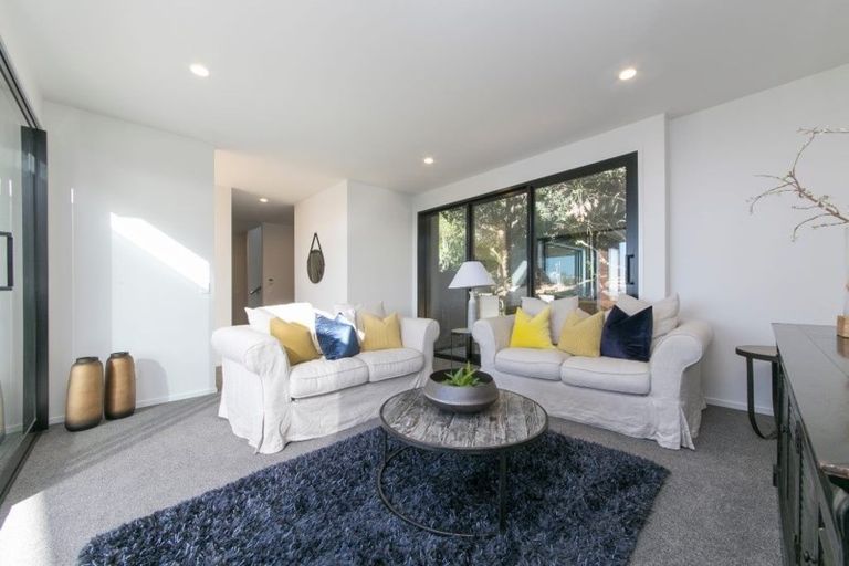 Photo of property in 11b Duncansby Road, Stanmore Bay, Whangaparaoa, 0932