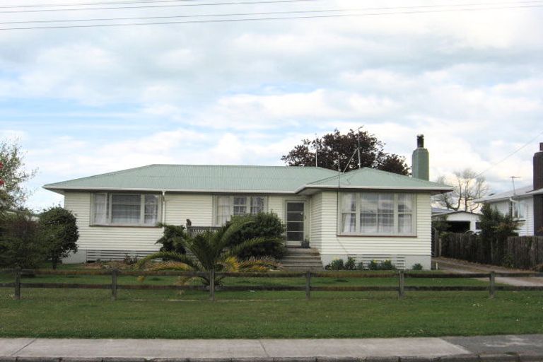 Photo of property in 19 Kahu Street, Utuhina, Rotorua, 3015