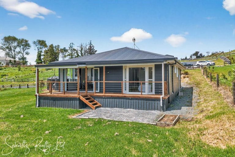 Photo of property in 14 Protea Lane, Kaiwaka, 0573