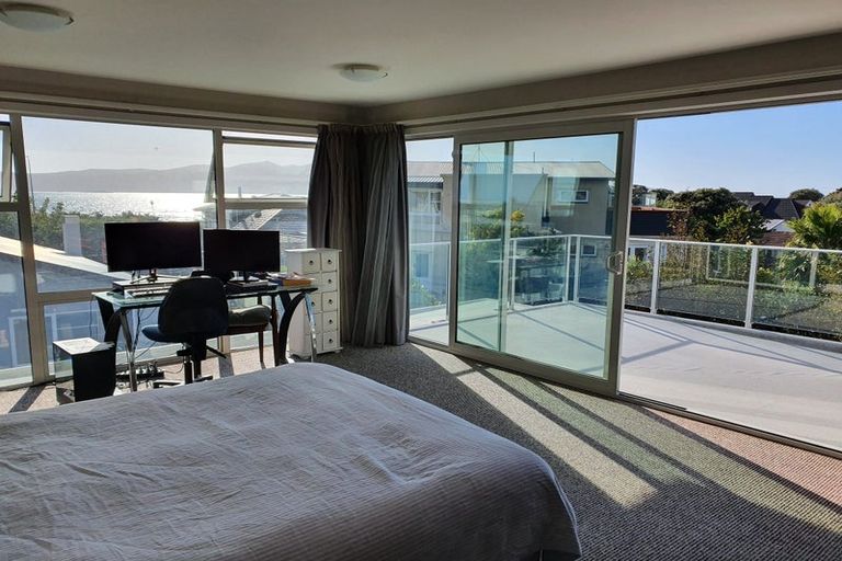 Photo of property in 78 Seaview Road, Paraparaumu Beach, Paraparaumu, 5032