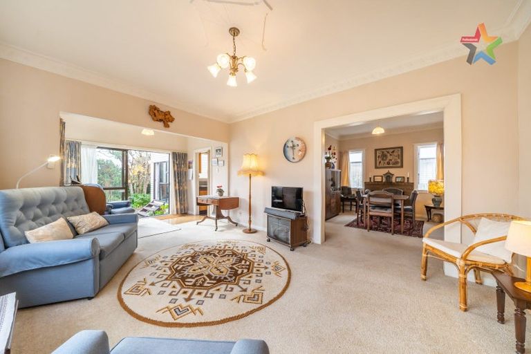 Photo of property in 15 Waikare Avenue, Waiwhetu, Lower Hutt, 5010