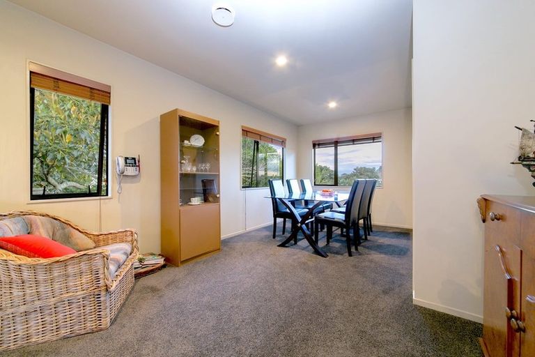 Photo of property in 45a Hogarth Rise, West Harbour, Auckland, 0618