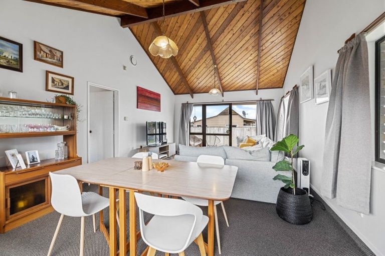 Photo of property in 2/51 Arthur Crescent, Hilltop, Taupo, 3330