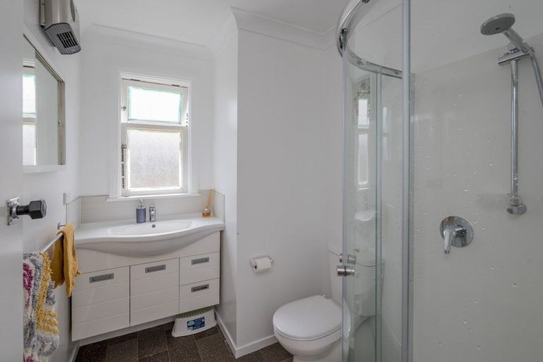 Photo of property in 21 Rutland Street, Levin, 5510