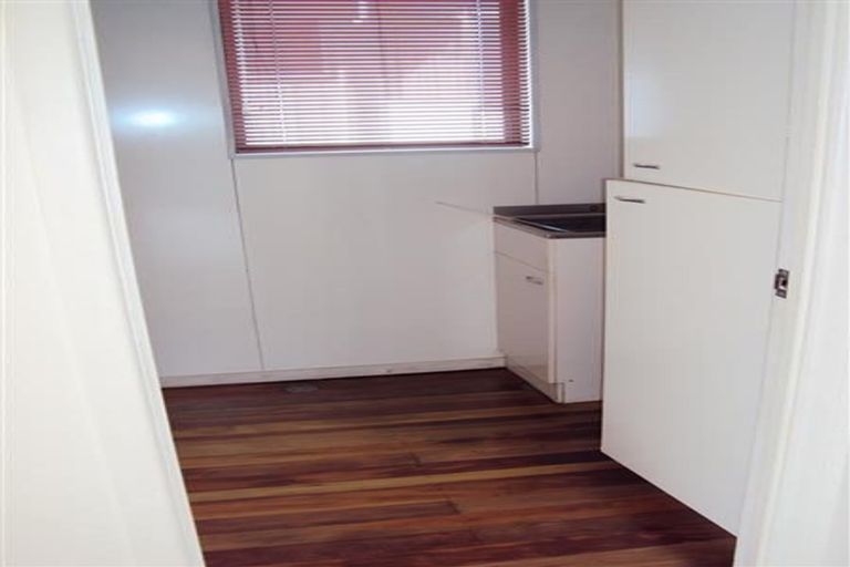 Photo of property in 108 Royal Road, Massey, Auckland, 0614