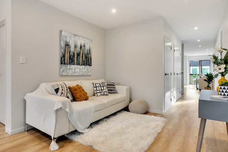 Photo of property in 14 Gecko Road, Hobsonville, Auckland, 0616