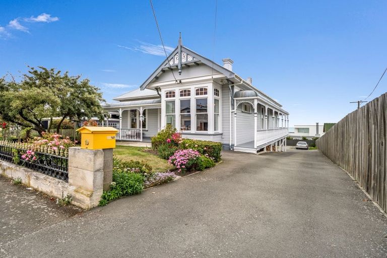 Photo of property in 19 Wharfe Street, South Hill, Oamaru, 9400