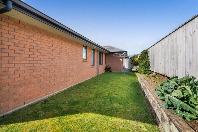 Photo of property in 9 Huetu Place, Bell Block, New Plymouth, 4312