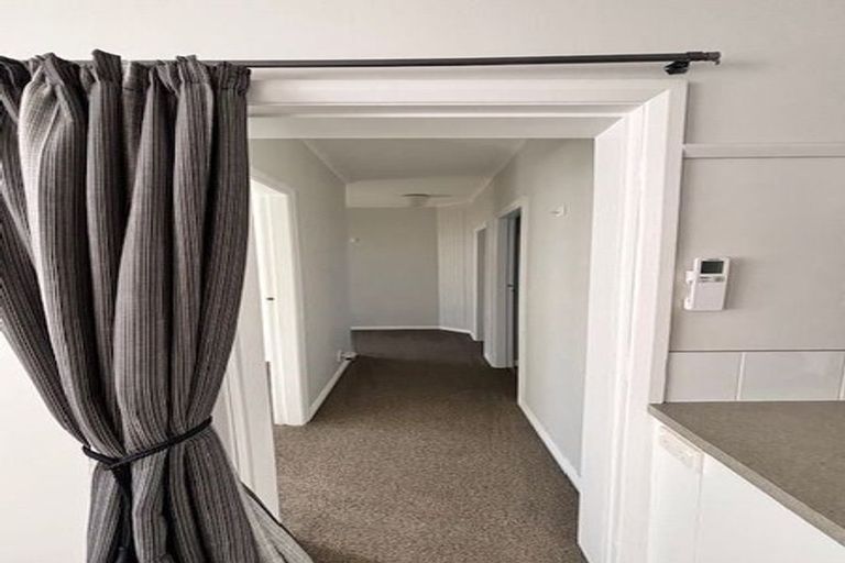 Photo of property in 11 Wilson Street, Newtown, Wellington, 6021