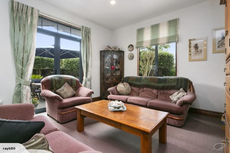 Photo of property in 30 Oaklands Drive, Cambridge, 3434