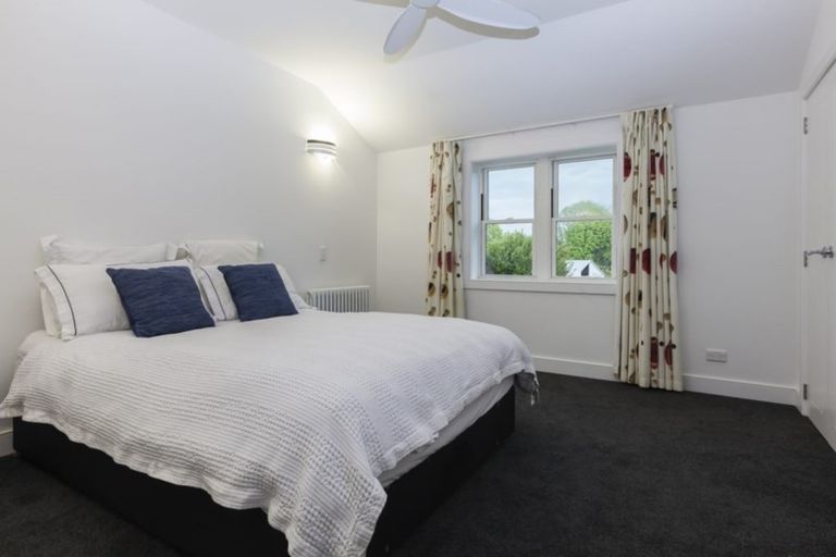 Photo of property in 11 Pentlow Place, Fendalton, Christchurch, 8052