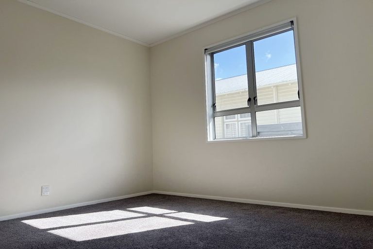 Photo of property in 56 Hautana Street, Woburn, Lower Hutt, 5010