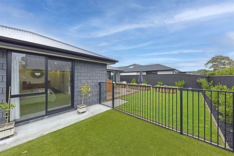 Photo of property in 10 Ruston Lane, Halswell, Christchurch, 8025