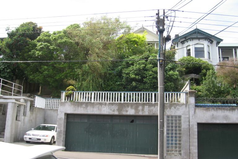 Photo of property in 89 Brougham Street, Mount Victoria, Wellington, 6011