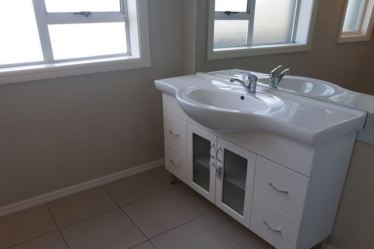 Photo of property in 5 Sparks Road, Somerfield, Christchurch, 8024