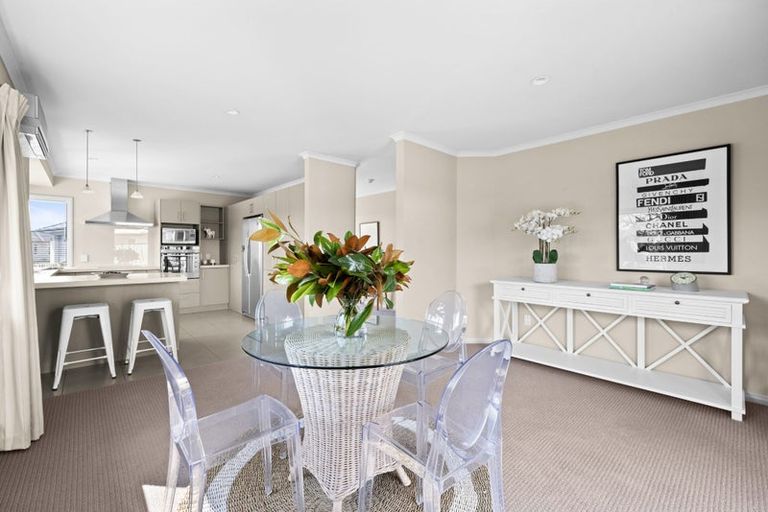 Photo of property in 12 Merlot Drive, Greenmeadows, Napier, 4112