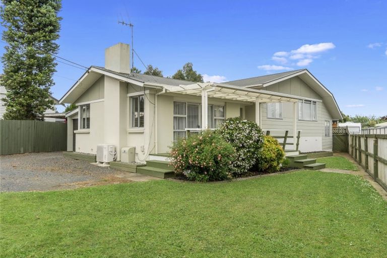 Photo of property in 54 Tuhikaramea Road, Dinsdale, Hamilton, 3204