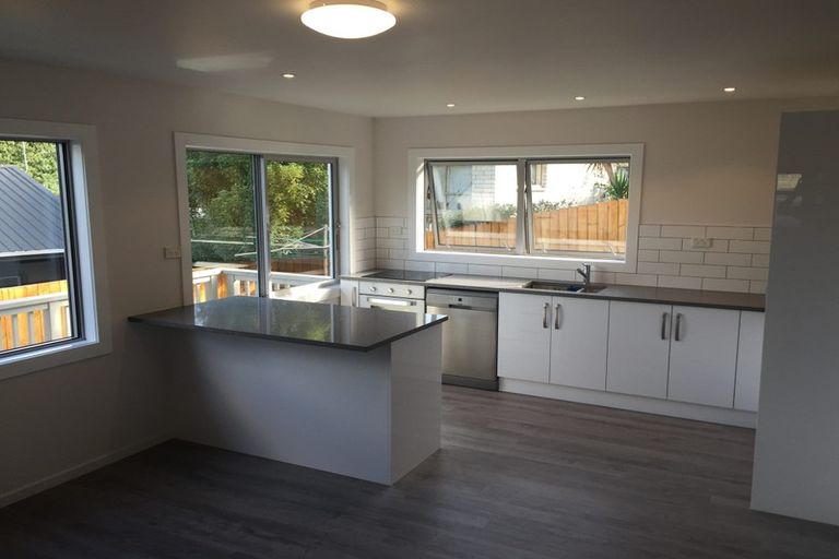 Photo of property in 1/54 Carlisle Road, Browns Bay, Auckland, 0630