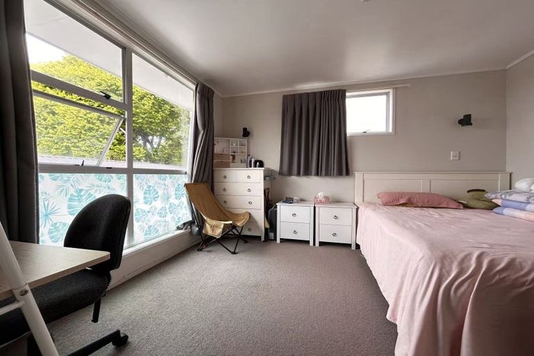 Photo of property in 11 Mcleod Road, Henderson, Auckland, 0612