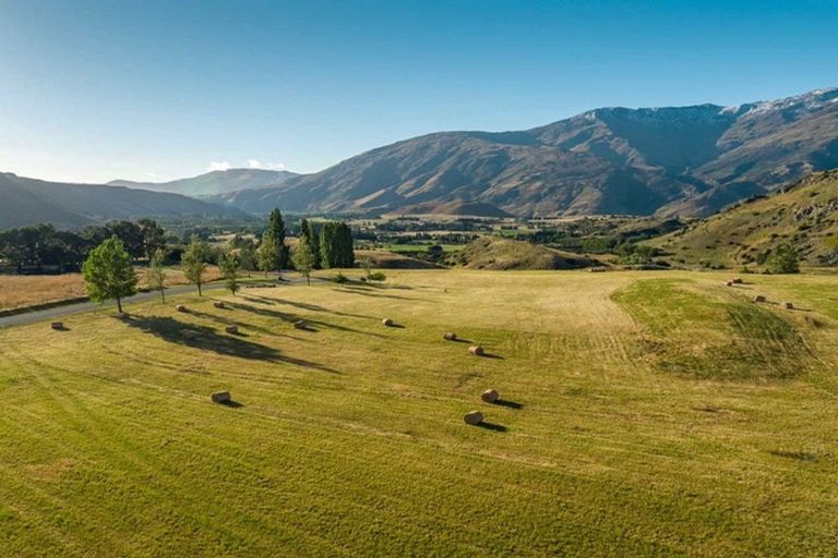 Photo of property in 7 Baird Lane, Lake Hayes, Queenstown, 9371