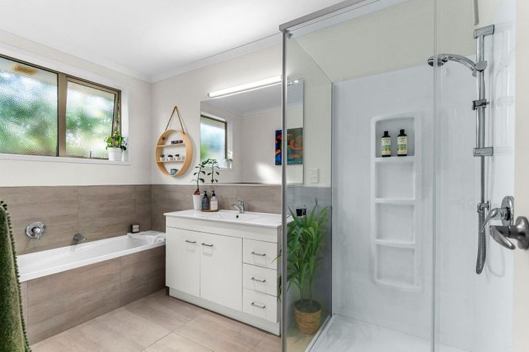 Photo of property in 1 Spinnaker Lane, Mangawhai, 0505