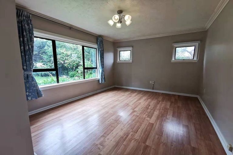 Photo of property in 67 Memorial Avenue, Ilam, Christchurch, 8053