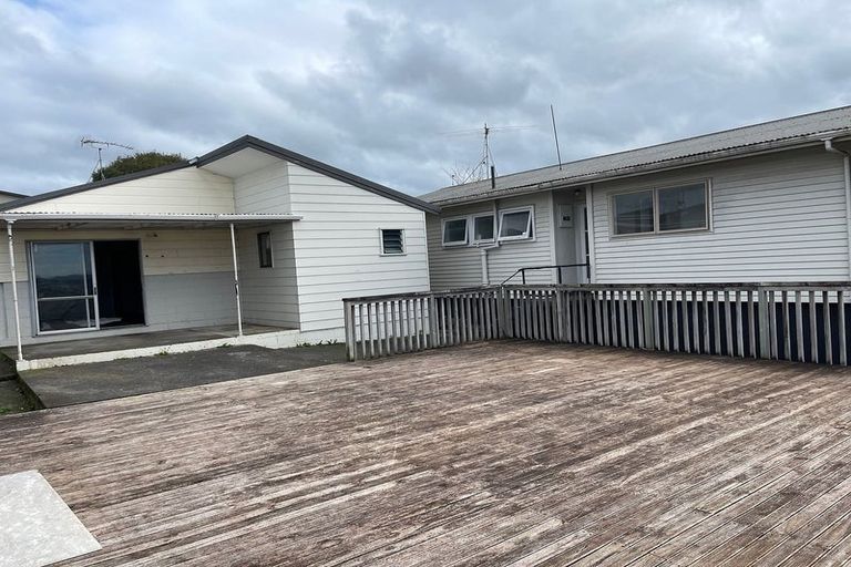 Photo of property in 11 Frangipani Avenue, Manurewa, Auckland, 2102