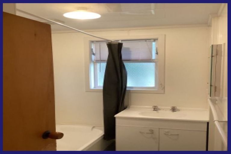 Photo of property in 540 Paremoremo Road, Paremoremo, Auckland, 0632