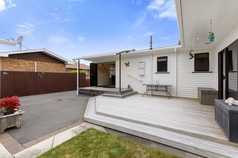 Photo of property in 51 Bonnie Glen Crescent, Ebdentown, Upper Hutt, 5018