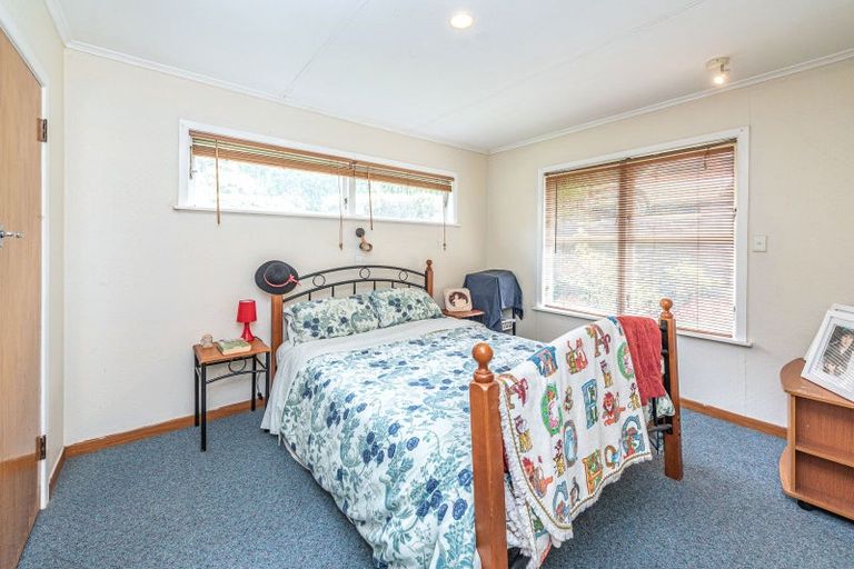 Photo of property in 2 Hillside Terrace, Saint Johns Hill, Whanganui, 4500