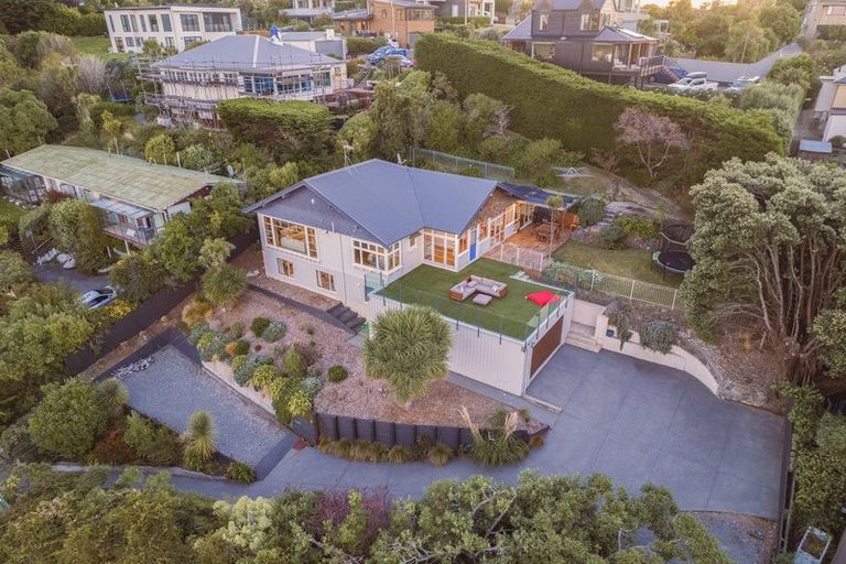 Photo of property in 94 Mount Pleasant Road, Mount Pleasant, Christchurch, 8081