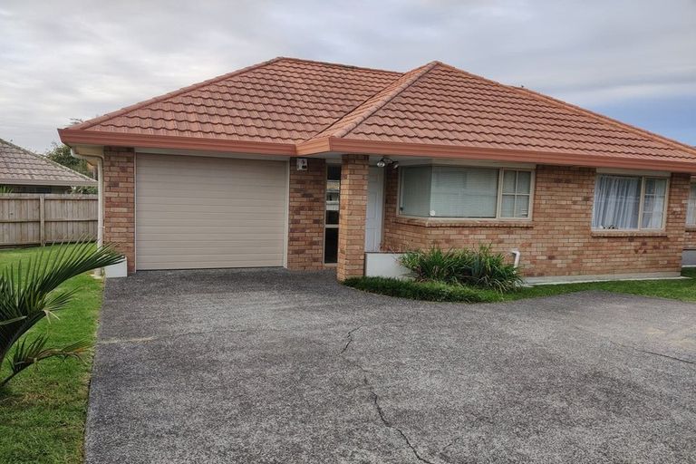 Photo of property in 7 Royalpark Place, Favona, Auckland, 2024