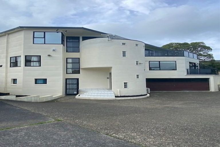 Photo of property in 1/94 Jutland Road, Hauraki, Auckland, 0622