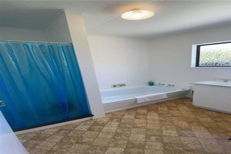 Photo of property in 122a Mill Road, Otaki, 5512