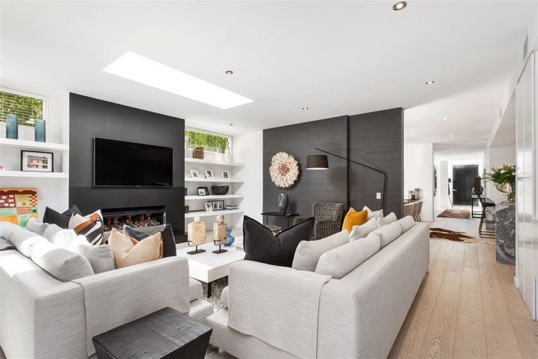 Photo of property in 39 Weka Street, Fendalton, Christchurch, 8041