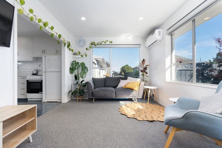 Photo of property in 4/35 Neill Street, Hornby, Christchurch, 8042