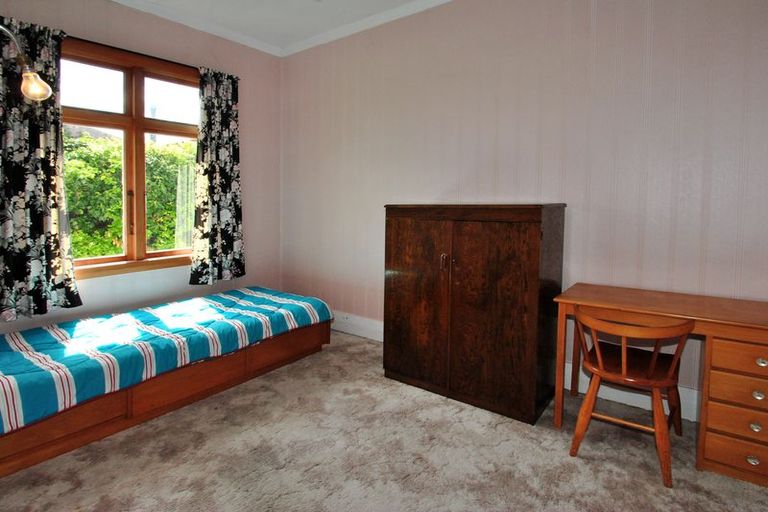 Photo of property in 32 Bayfield Road, Andersons Bay, Dunedin, 9013